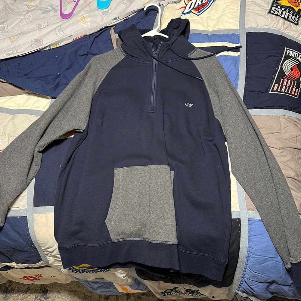 Men’s medium, vineyard vines quarter zip jacket with hoodie. Worn one time.